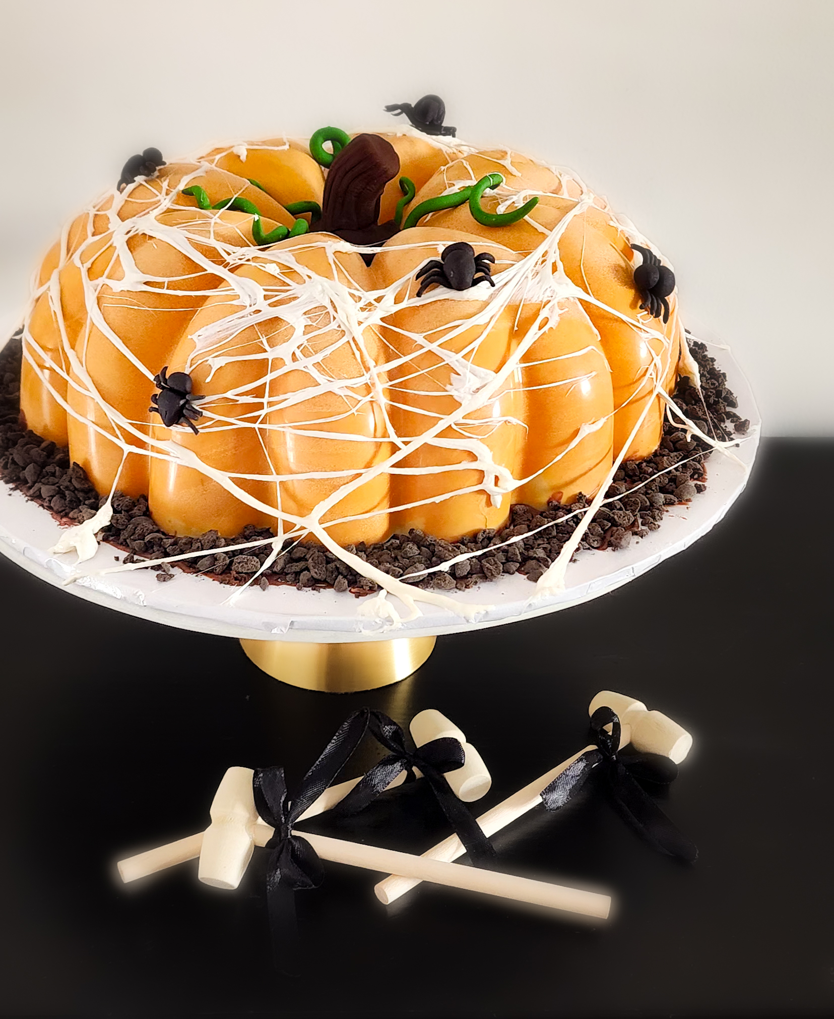 3D Scary Pumpkin Cake