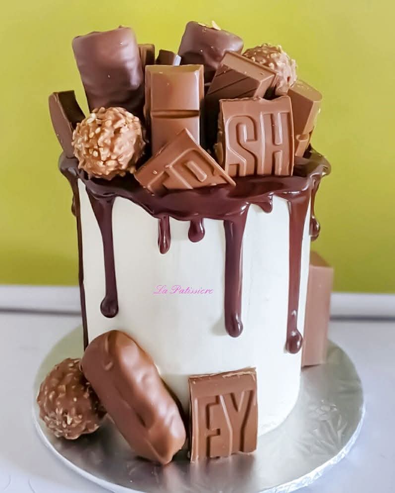 Chocolate Overload Hersheys Mini Cake