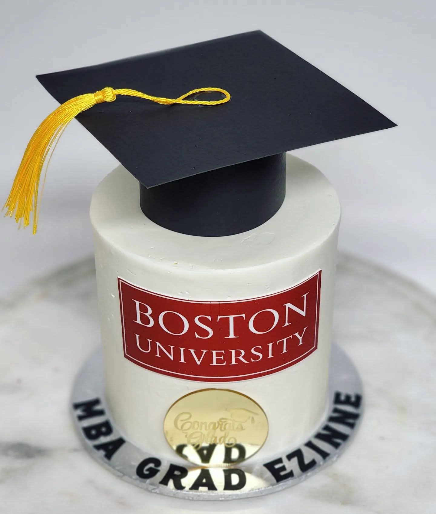 Graduation Cake with Hat