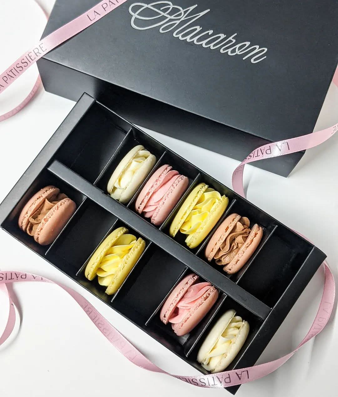 Macarons boxed